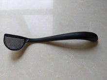 Load image into Gallery viewer, Dr. Cliff’s Eggshell Scooper By: Dr. Organizer